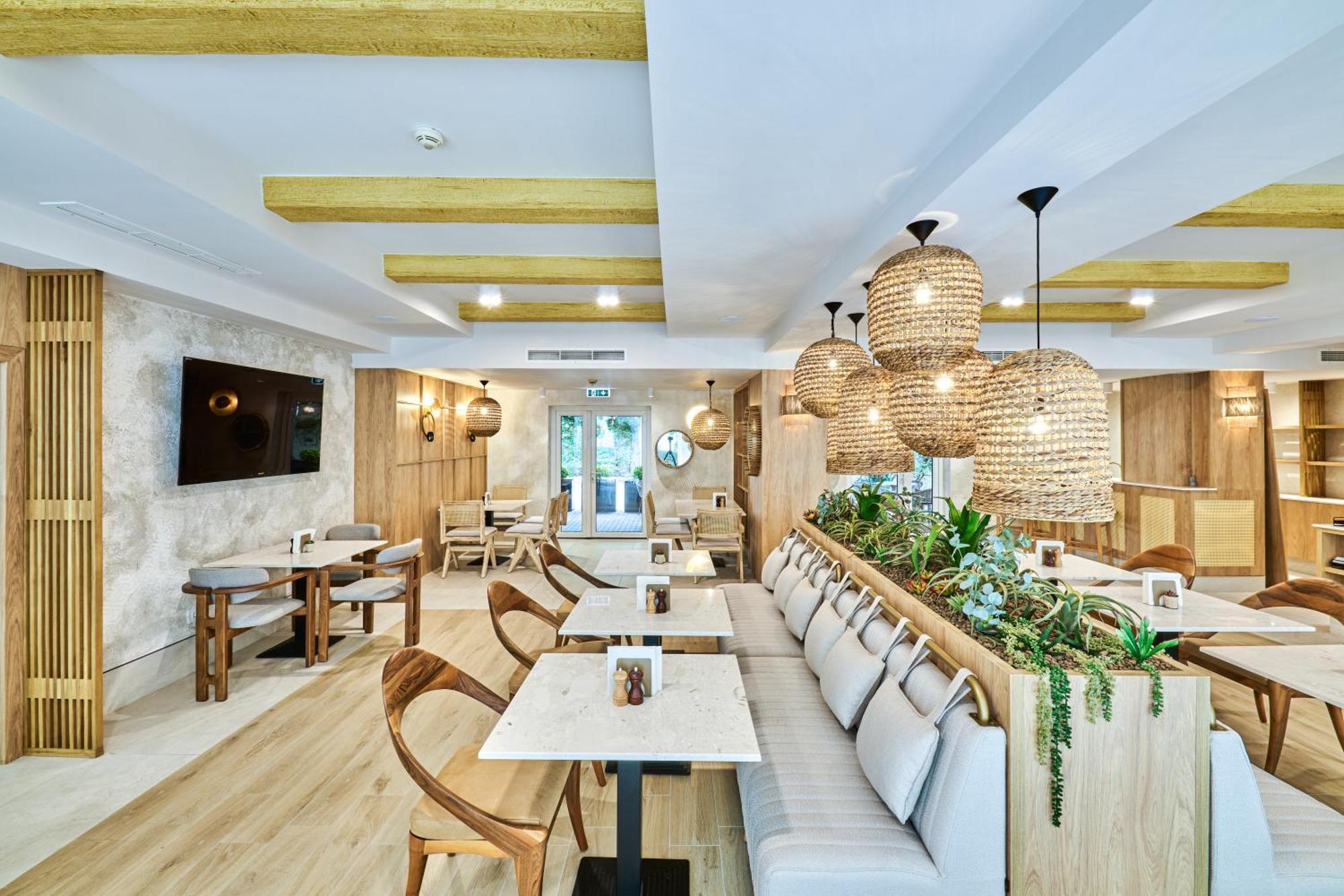 Hotel Serenity Тімішоара Екстер'єр фото