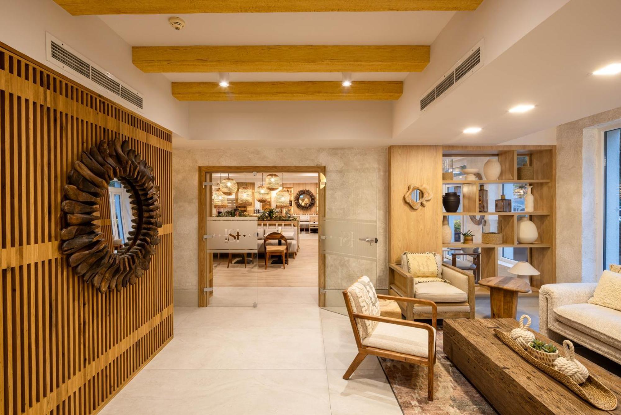 Hotel Serenity Тімішоара Екстер'єр фото