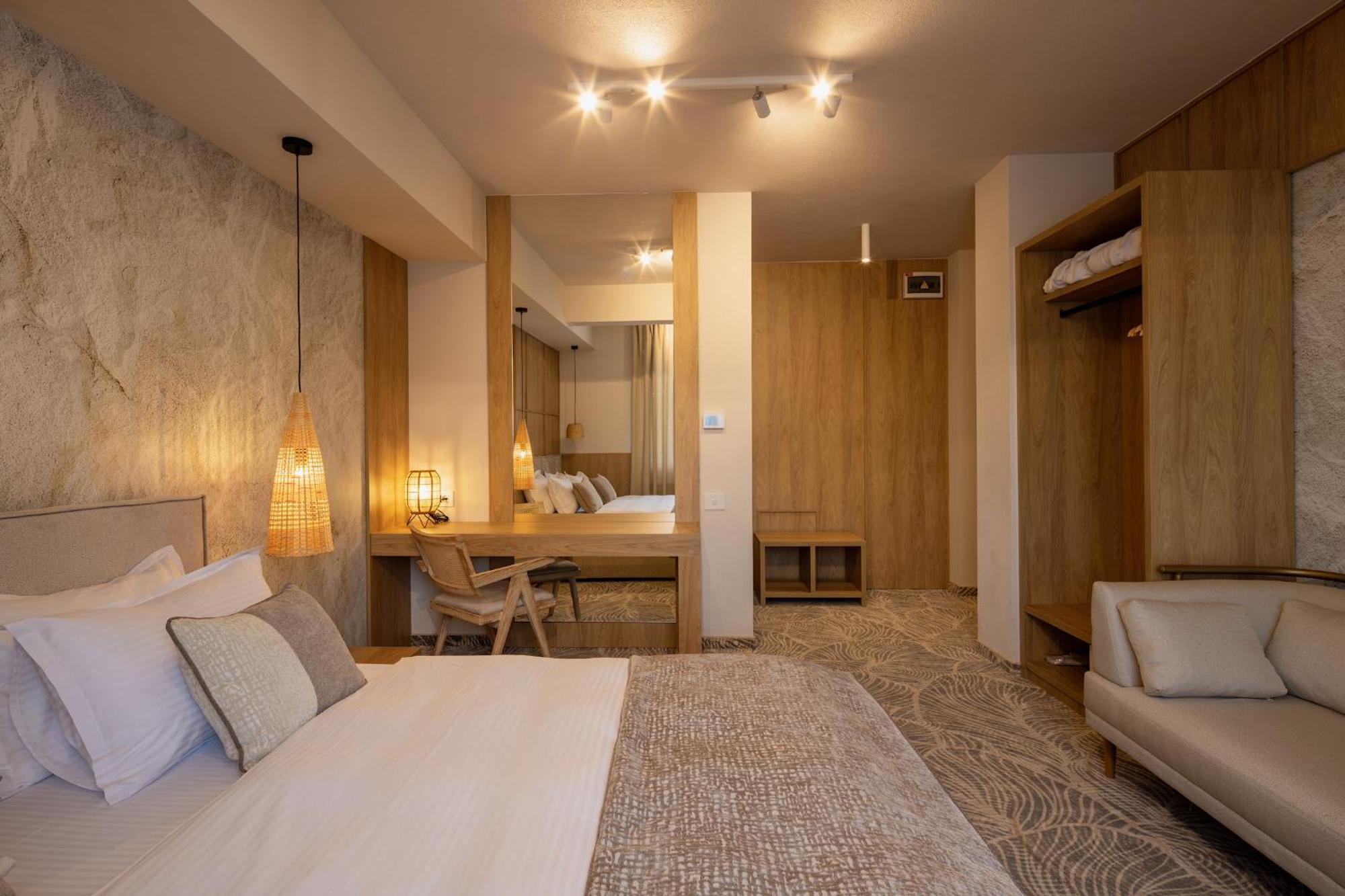 Hotel Serenity Тімішоара Екстер'єр фото